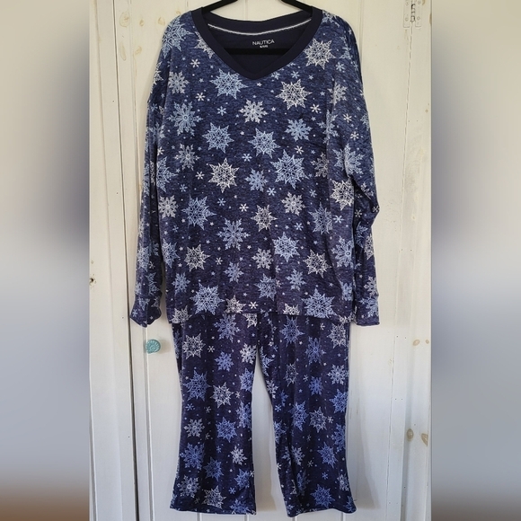Nautica Pajama Sleepwear Set Loungewear Snowflake Print - Picture 3 of 11